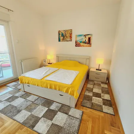 Bella Vista Апартаменты *