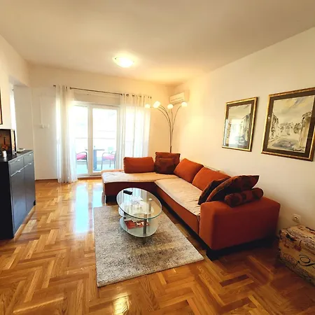 Bella Vista 아파트